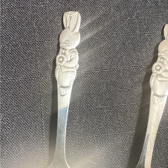 Oneida Community Stainless Peter Rabbit Baby  Spoon and Fork Set vintage - Picture 7 of 7